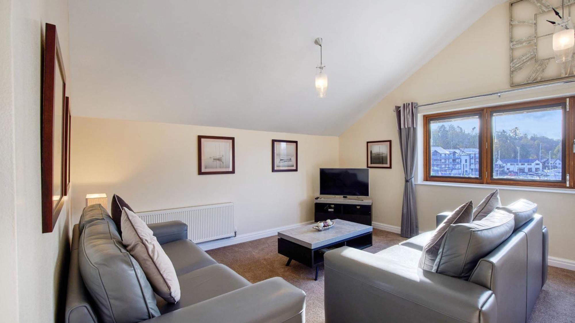 Lake District Apartment At Windermere Marina Village ボウネス＝オン＝ウィンダミア エクステリア 写真
