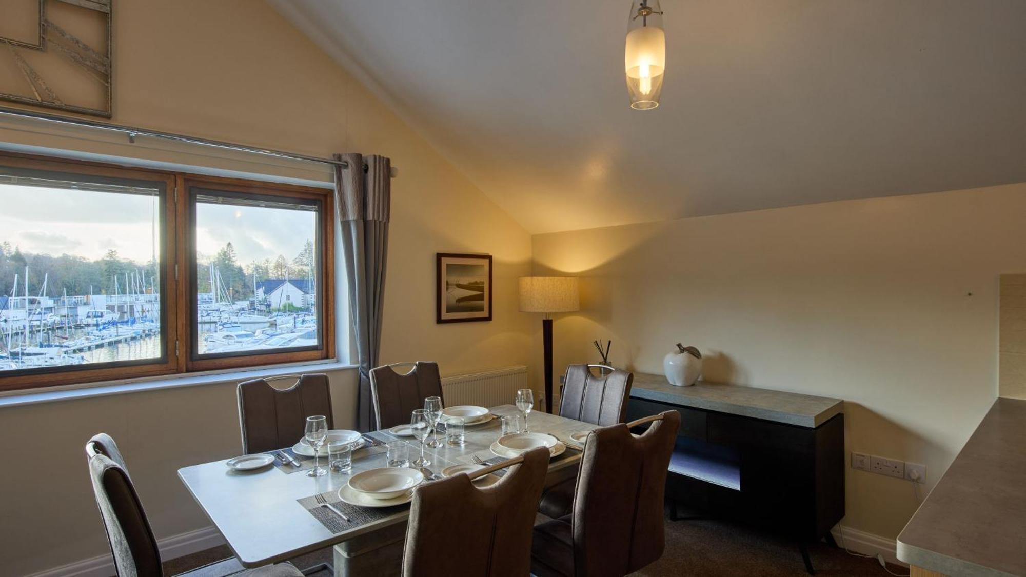 Lake District Apartment At Windermere Marina Village ボウネス＝オン＝ウィンダミア エクステリア 写真